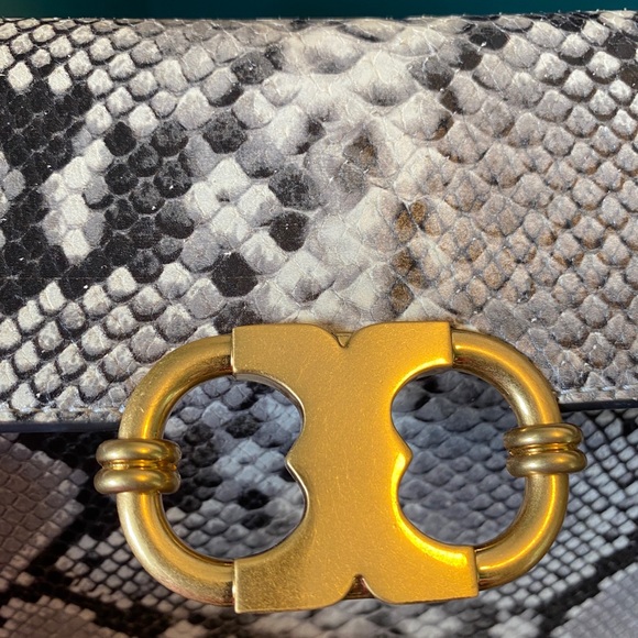 Tory Burch Gemini Gray Snakeskin Embossed Bag - Picture 12 of 14